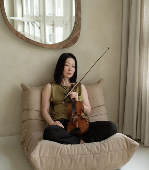 Personal branding photography in Amsterdam by Cristiana Sto Photography, photo of violin player