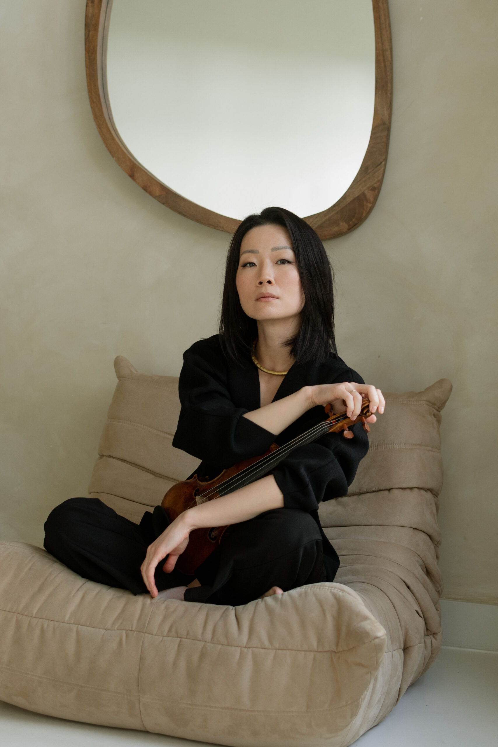 Personal branding photography in Amsterdam by Cristiana Sto Photography, photo of violin player